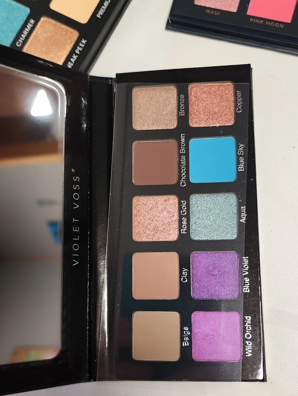 Violet Voss Eyeshadow Palette - Multi-Color Professional Palette
